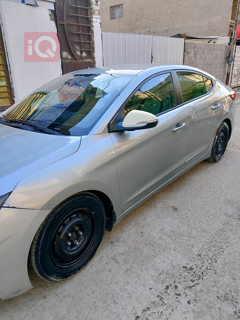 هيونداي النترا